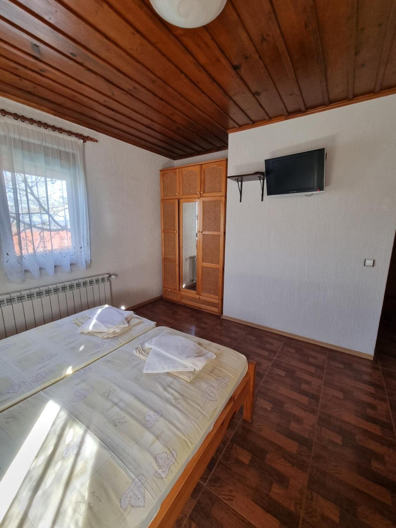 Къща За Гости Билдникс Malko Turnovo Luaran gambar